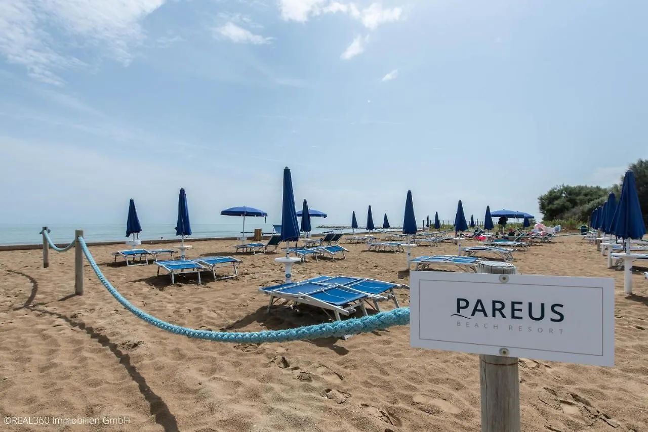 *** Hotel apartamentowy Pareus Beach Resort Caorle Włochy