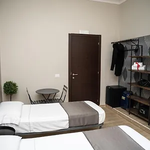 *** Bed & Breakfast Napoli City Rooms Italy