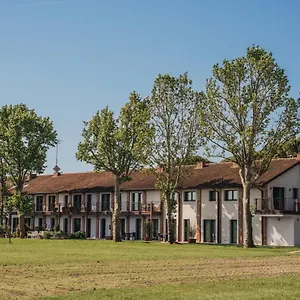 Residenze Di La' Dal Fiume Hotel apartamentowy